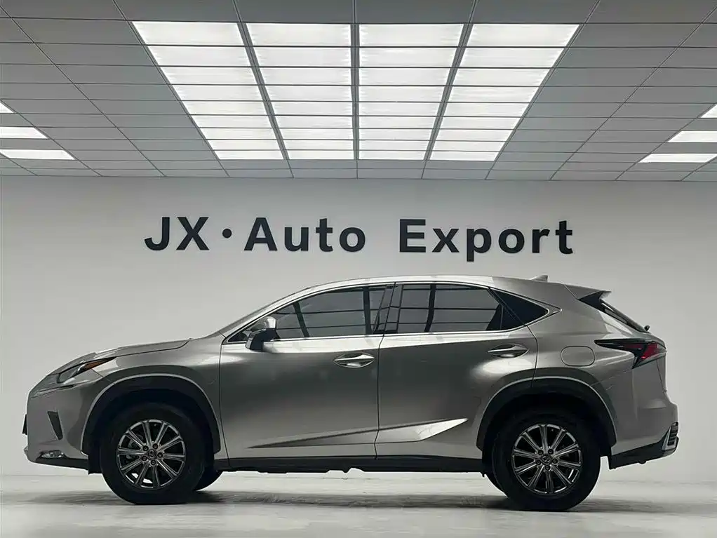 Lexus NX 2021 — фото 5