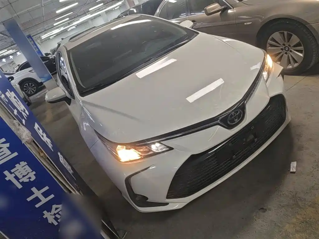 Toyota Corolla 2020 — фото 4