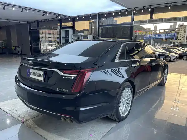 Cadillac CT6 2021