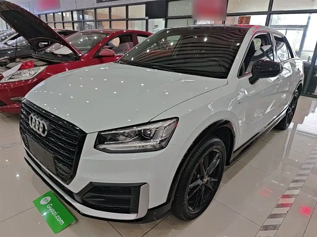 Audi Q2L 2019 — фото 2