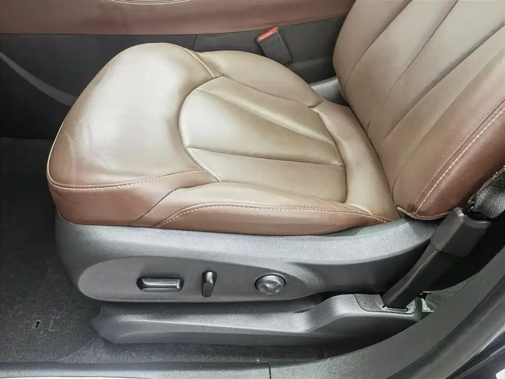 Buick Envision Plus 2021 — фото 20