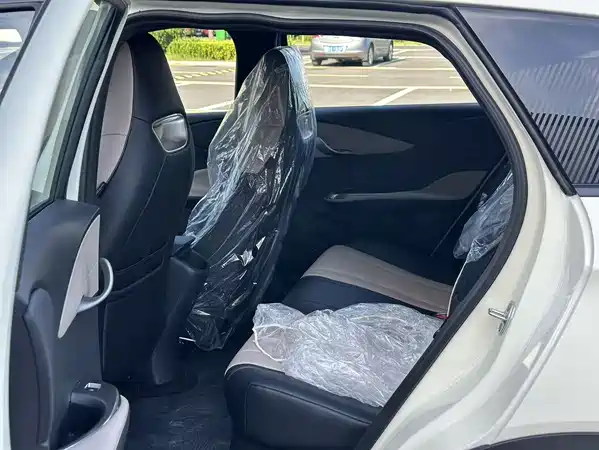 BYD Dolphin 2025