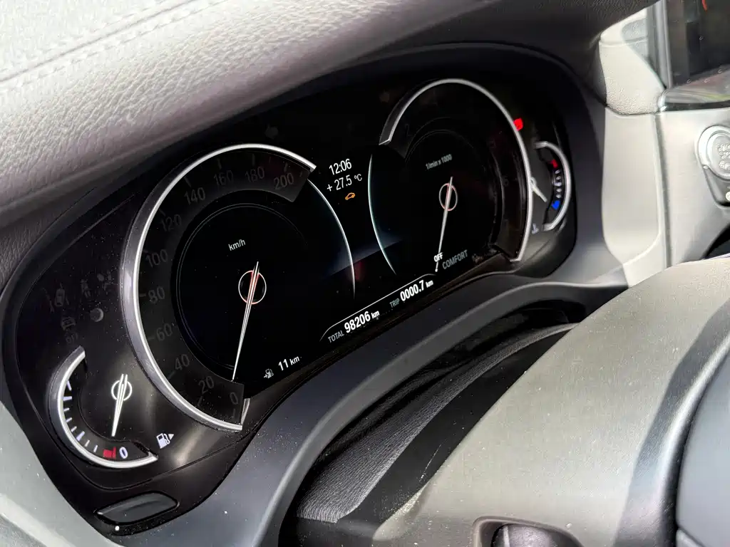 BMW X3 2018 — фото 10
