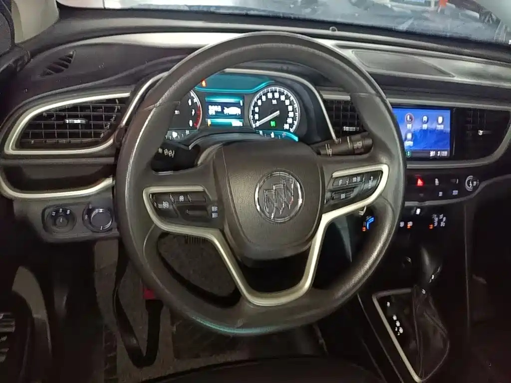 Buick Excelle 2022 — фото 11