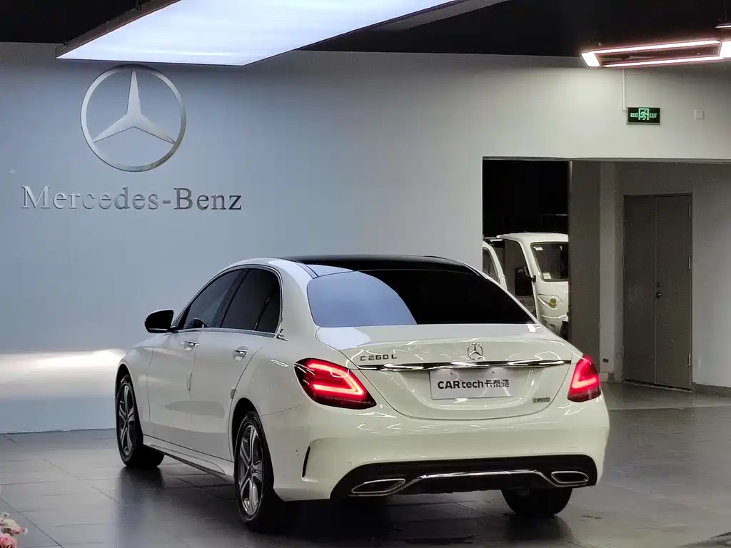 Mercedes-Benz C-Class 2020 — фото 4