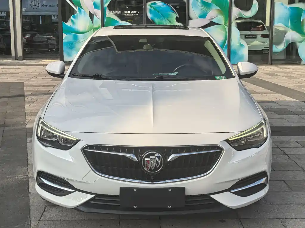 Buick Regal 2020 — фото 2