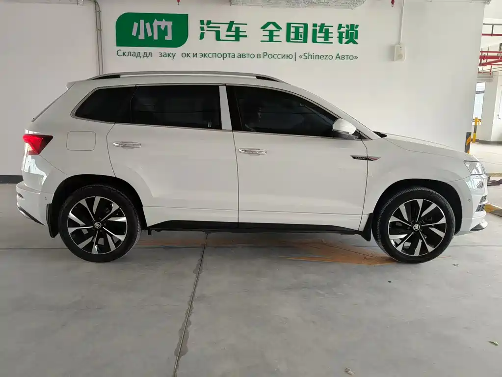 Skoda Karoq 2023 — фото 8