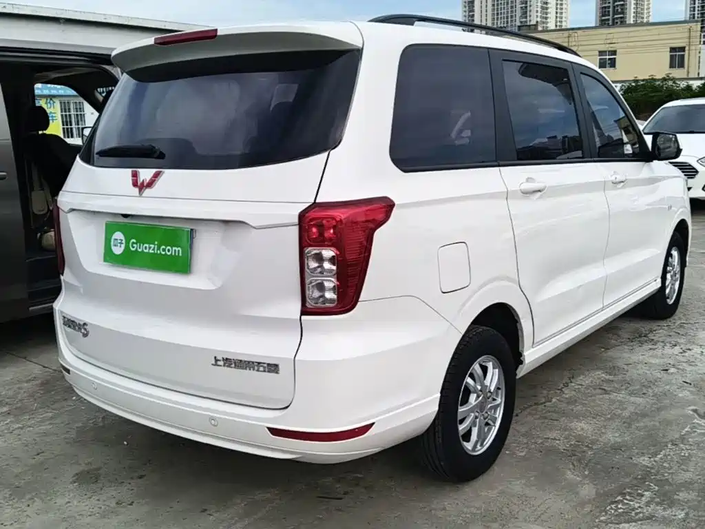 Wuling Hongguang 2021