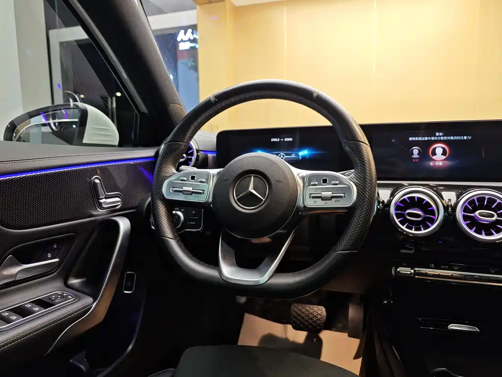 Mercedes-Benz A-Class 2021 — фото 14
