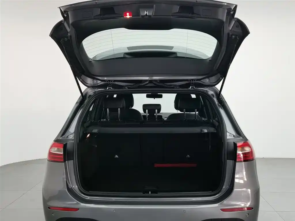 Mercedes-Benz B-Class 2020 — фото 16