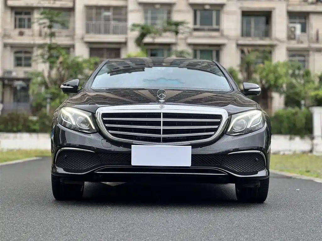 Mercedes-Benz E-Class 2017 — фото 2