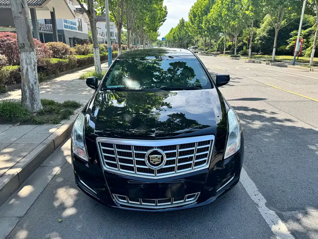 Cadillac XTS 2015 — фото 3