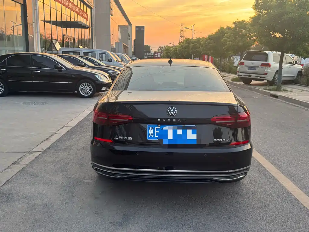 Volkswagen Passat 2021