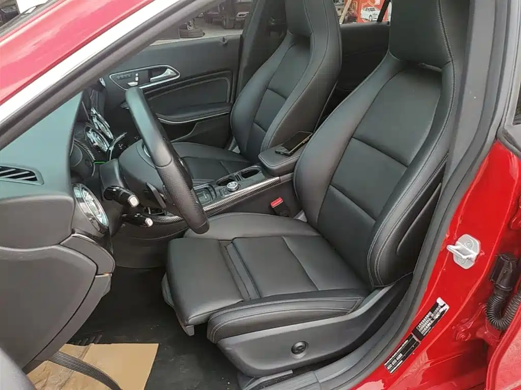 Mercedes-Benz CLA 2018 — фото 15