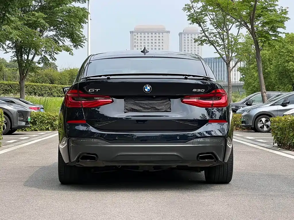 BMW 6 Series GT 2020 — фото 17