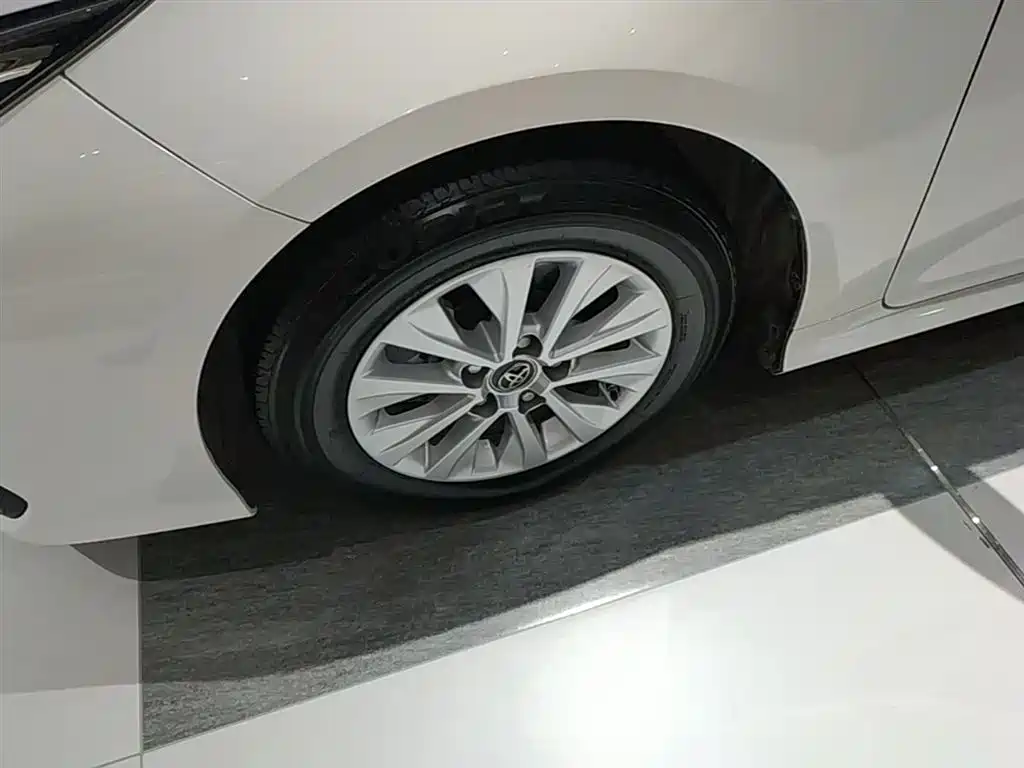 Toyota Corolla 2022 — фото 23