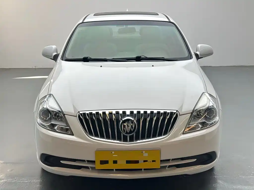 Buick Excelle 2015 — фото 2