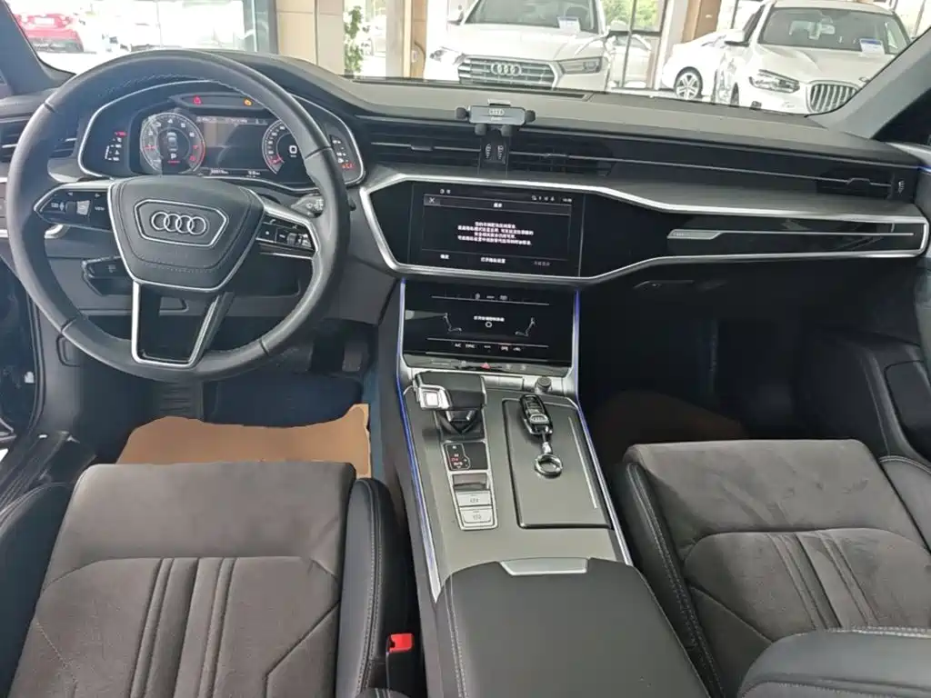 Audi A6L 2024 — фото 10