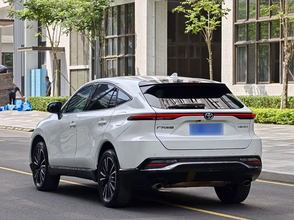 Toyota Venza 2022 — фото 15