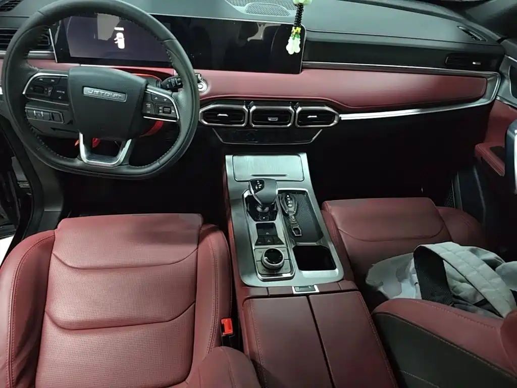 Jetour X70 PLUS 2023 — фото 10