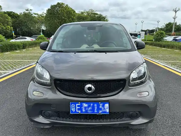 smart fortwo 2018