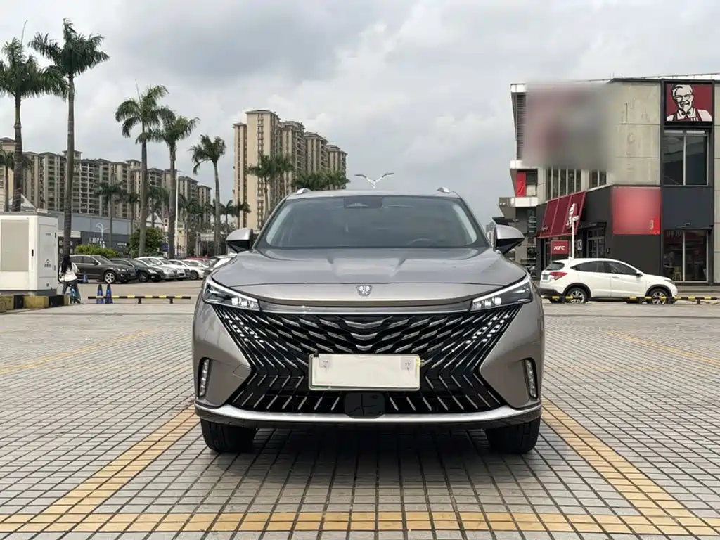 Roewe RX5 New Energy 2023 — фото 23