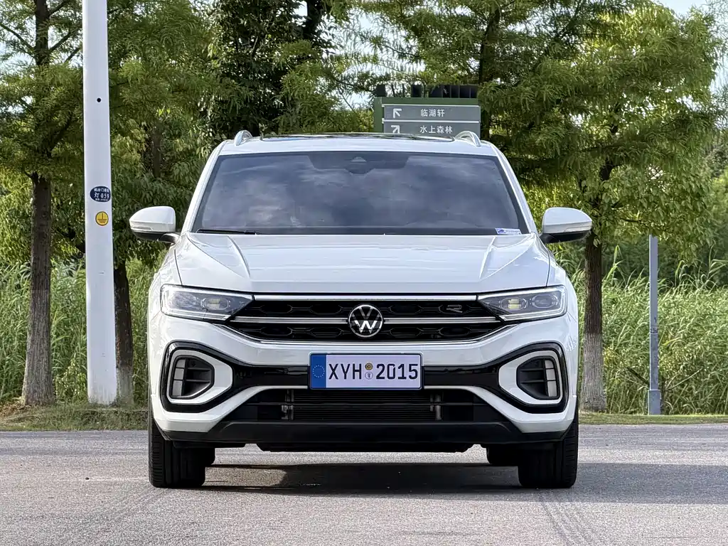 Volkswagen T-Roc 2024