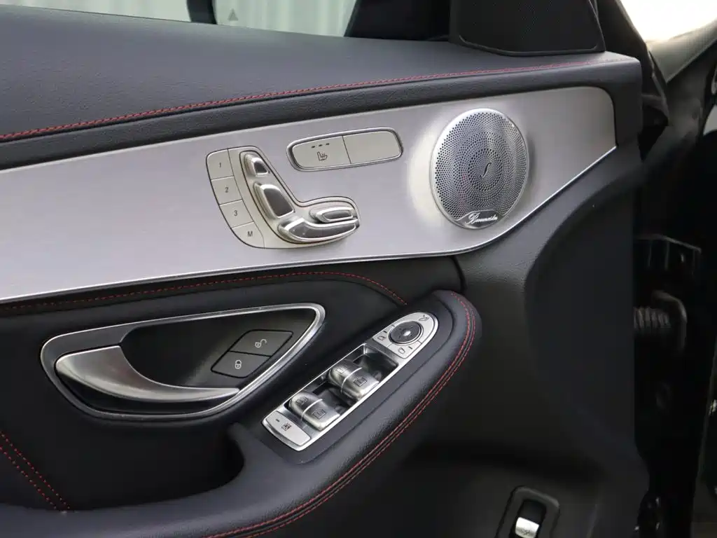 Mercedes-Benz C-Class AMG 2019 — фото 6