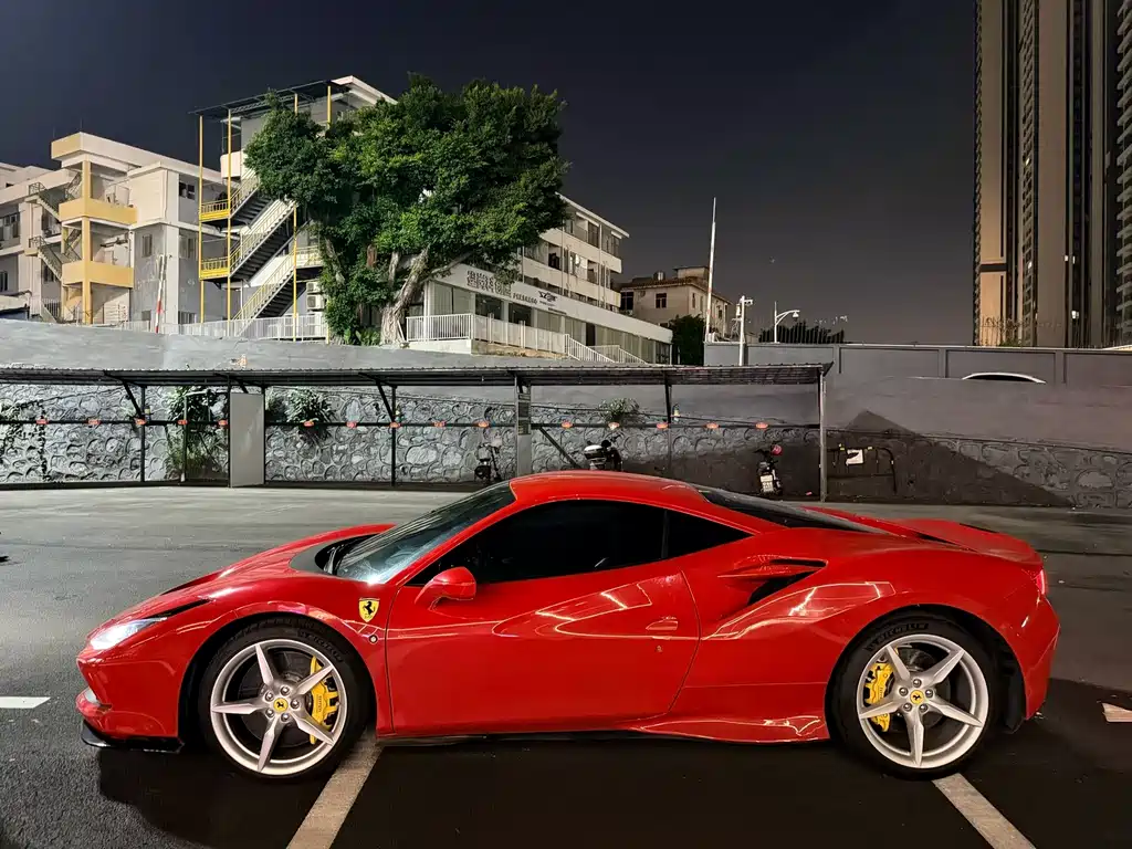 Ferrari F8 2022 — фото 5
