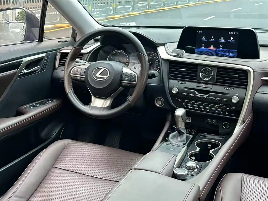 Lexus RX 2022 — фото 12