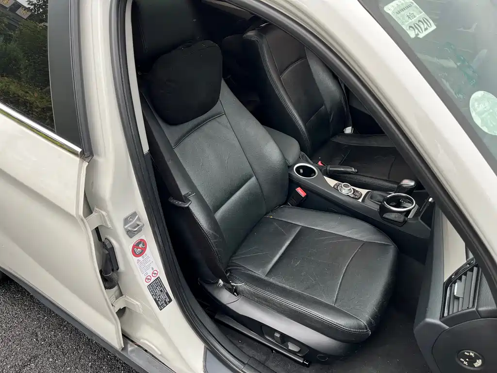 BMW X1 2013 — фото 17