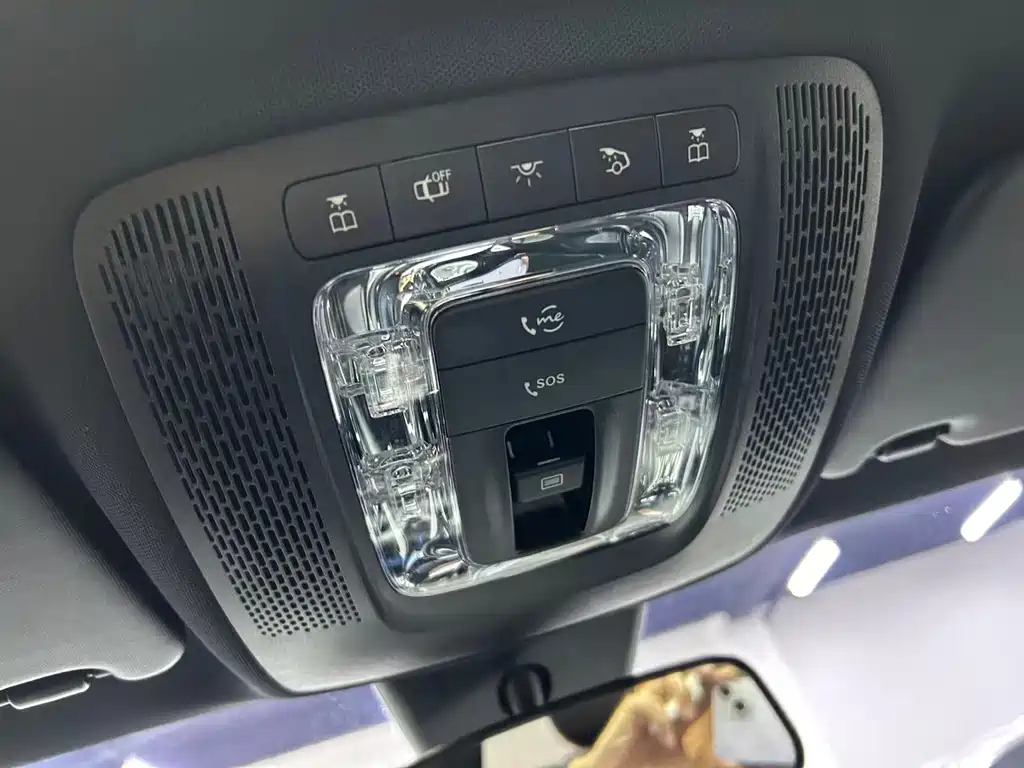 Mercedes-Benz A-Class 2022 — фото 15