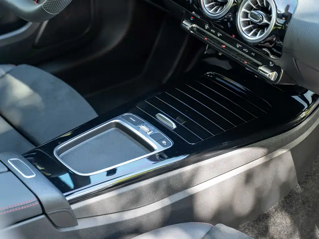 Mercedes-Benz A-Class 2025 — фото 19