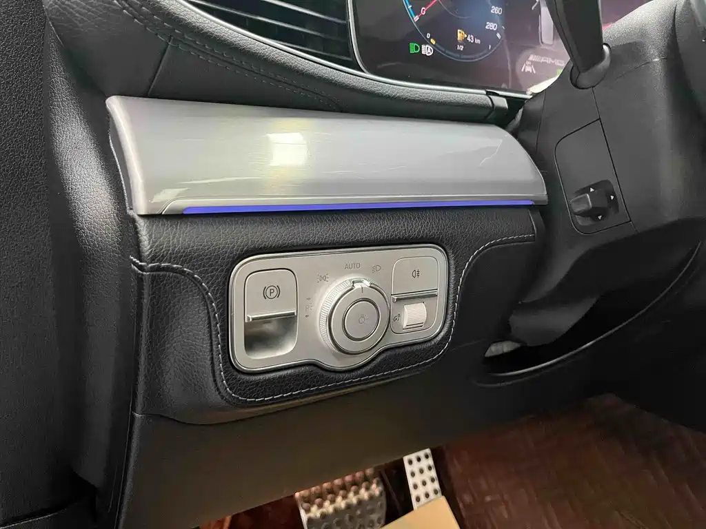 Mercedes-Benz GLE AMG 2020 — фото 10