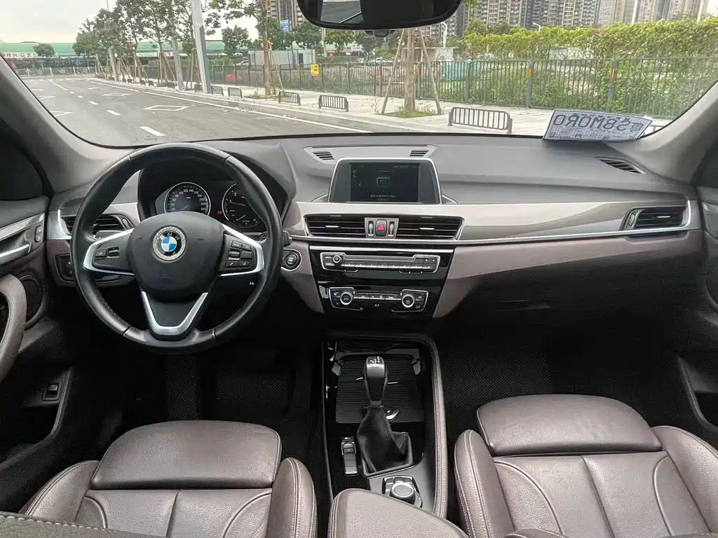 BMW X1 2019 — фото 16