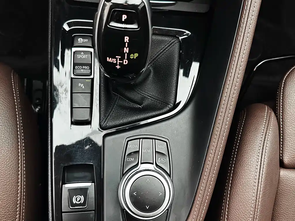 BMW X1 2022 — фото 13