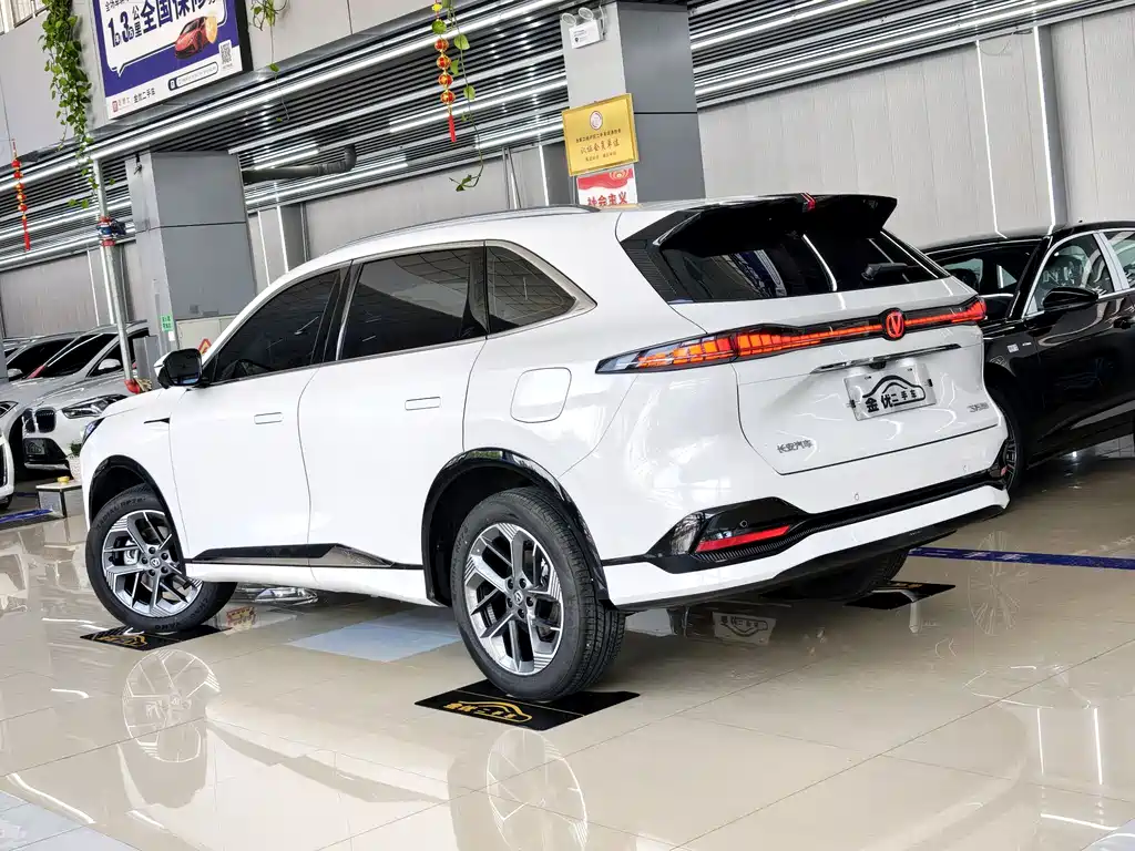 Changan CS75 PLUS 2026 — фото 3