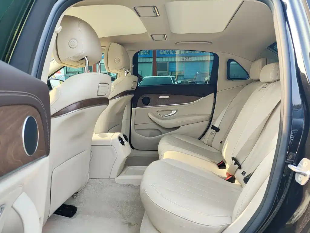 Mercedes-Benz E-Class 2017