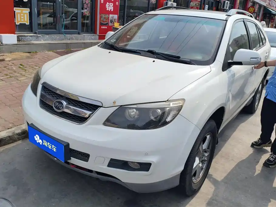 BYD S6 2014