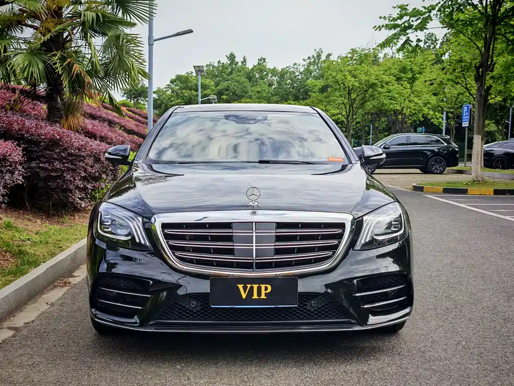 Mercedes-Benz S-Class 2020