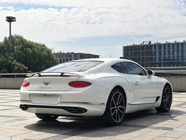Bentley Continental 2020