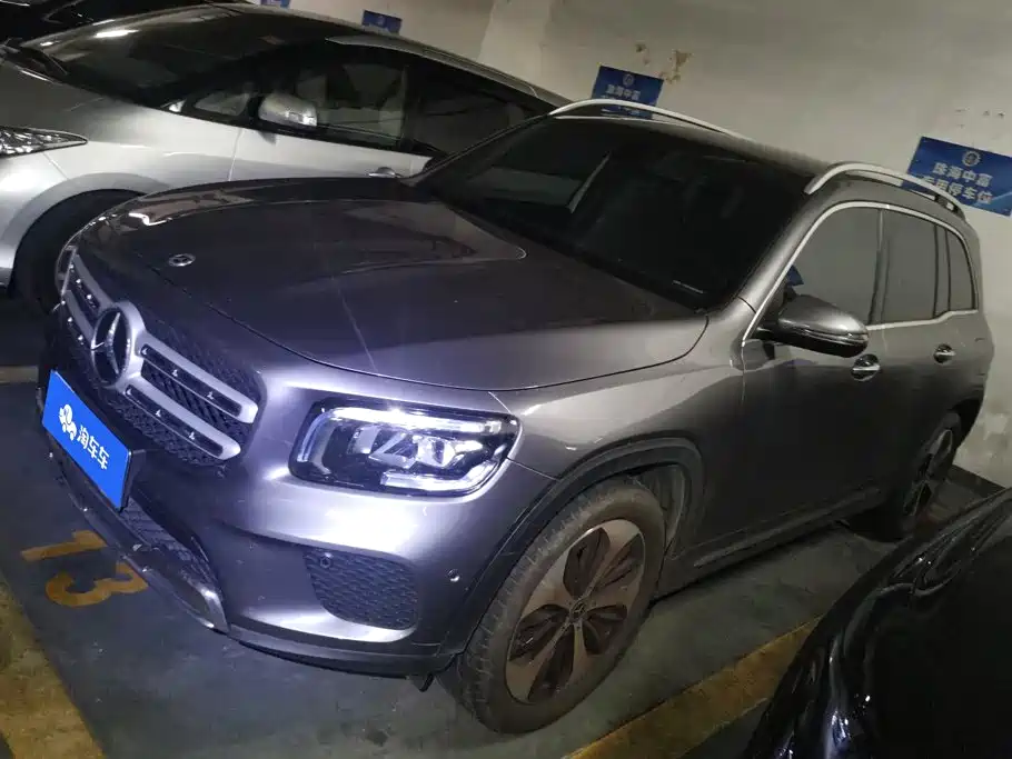 Mercedes-Benz GLB 2023