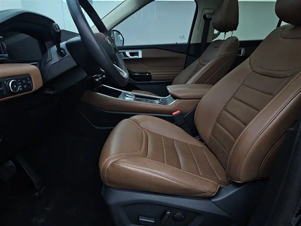 Ford Explorer 2023