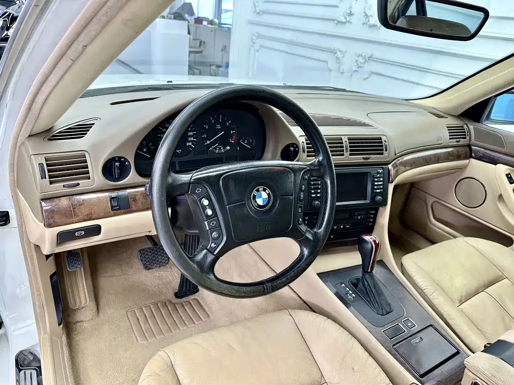 BMW 7 Series 2001 — фото 5