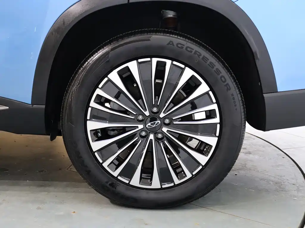 Chery Tiggo 8 PLUS C-DM 2025 — фото 11