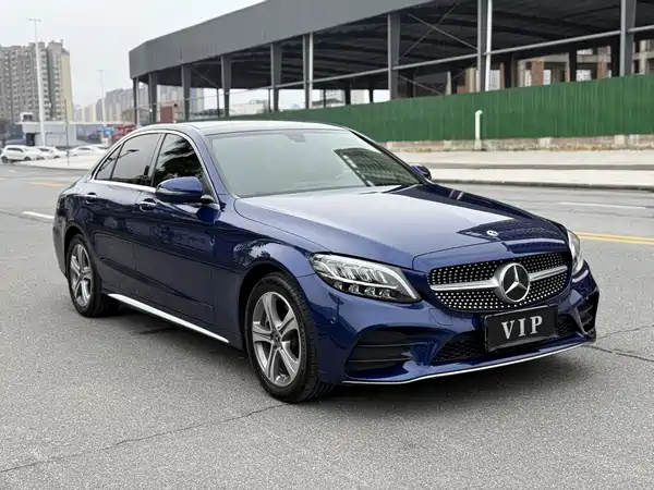 Mercedes-Benz C-Class 2021
