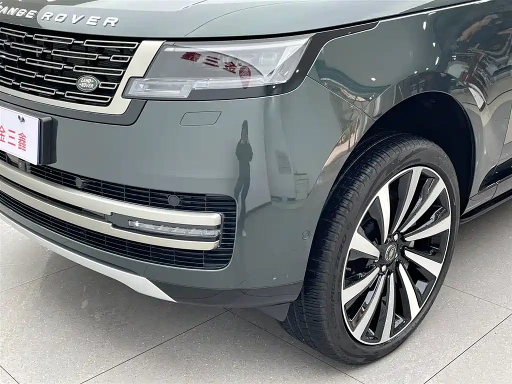 Land Rover Range Rover 2023 — фото 6