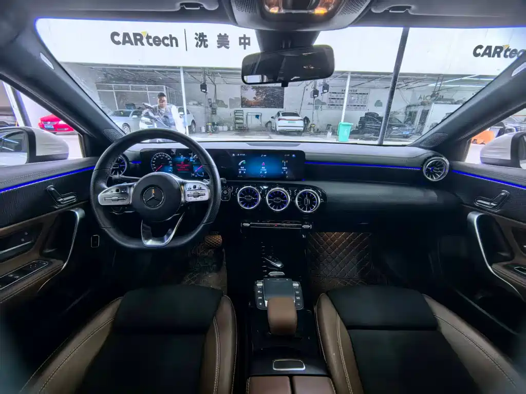 Mercedes-Benz A-Class 2023 — фото 6