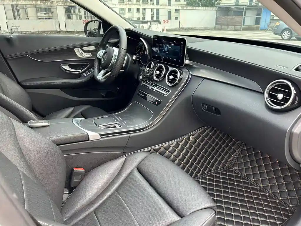 Mercedes-Benz C-Class 2021 — фото 18