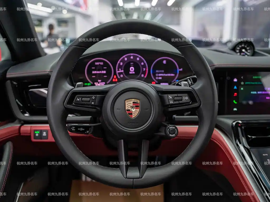 Porsche Panamera 2025 — фото 17